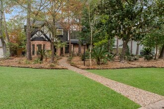 Building Photo - 6 Thornhedge Ct