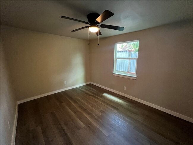Photo - 1801 Norlinda St House
