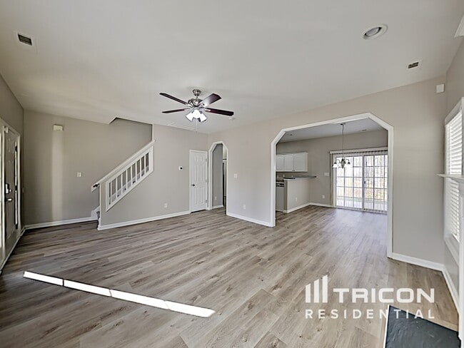 Building Photo - 1224 Sweetgrass St