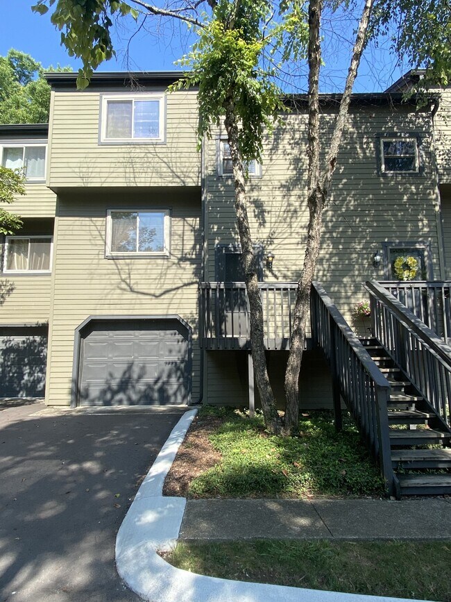 Foto del edificio - 114 Summit Ridge Ct