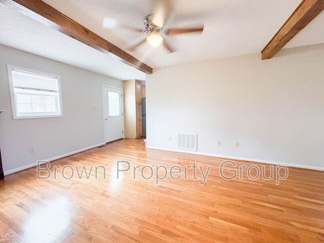 Building Photo - 4735 Camden Rd