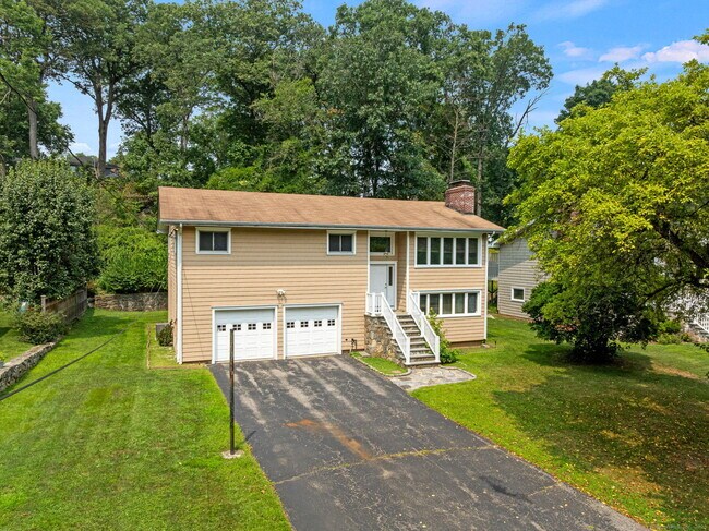 Foto del edificio - 37 Windsor Ln