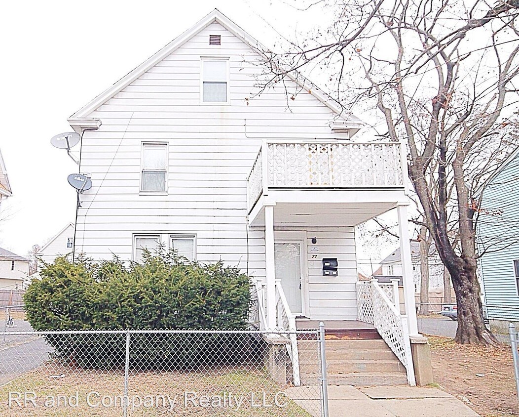 Primary Photo - 77 Parkside St