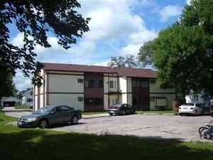 Foto del edificio - 1014 E Main St