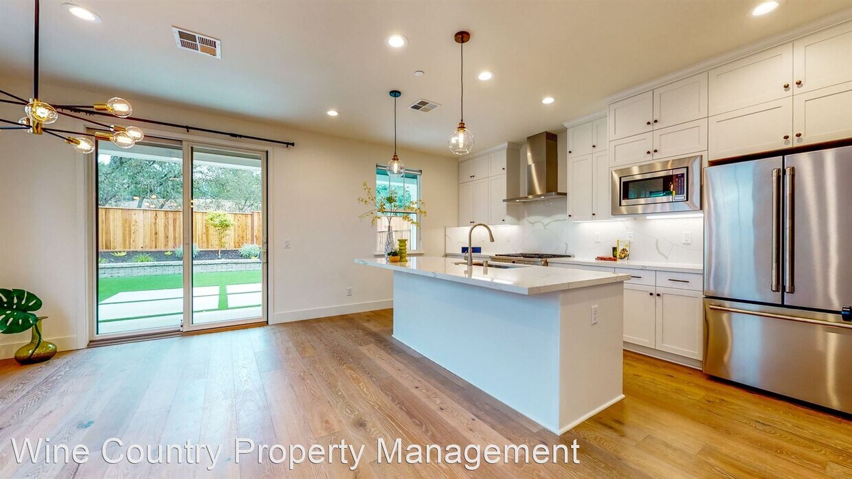 Foto principal - 3 br, 3 bath House - 1648 Winding Creek Way