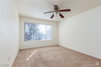 Building Photo - 3070 Tarpon