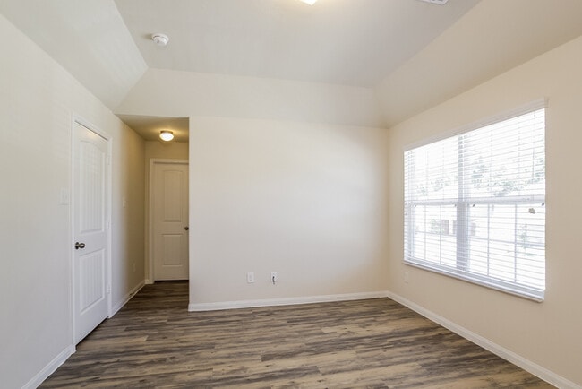 Building Photo - 12050 Pia Drive