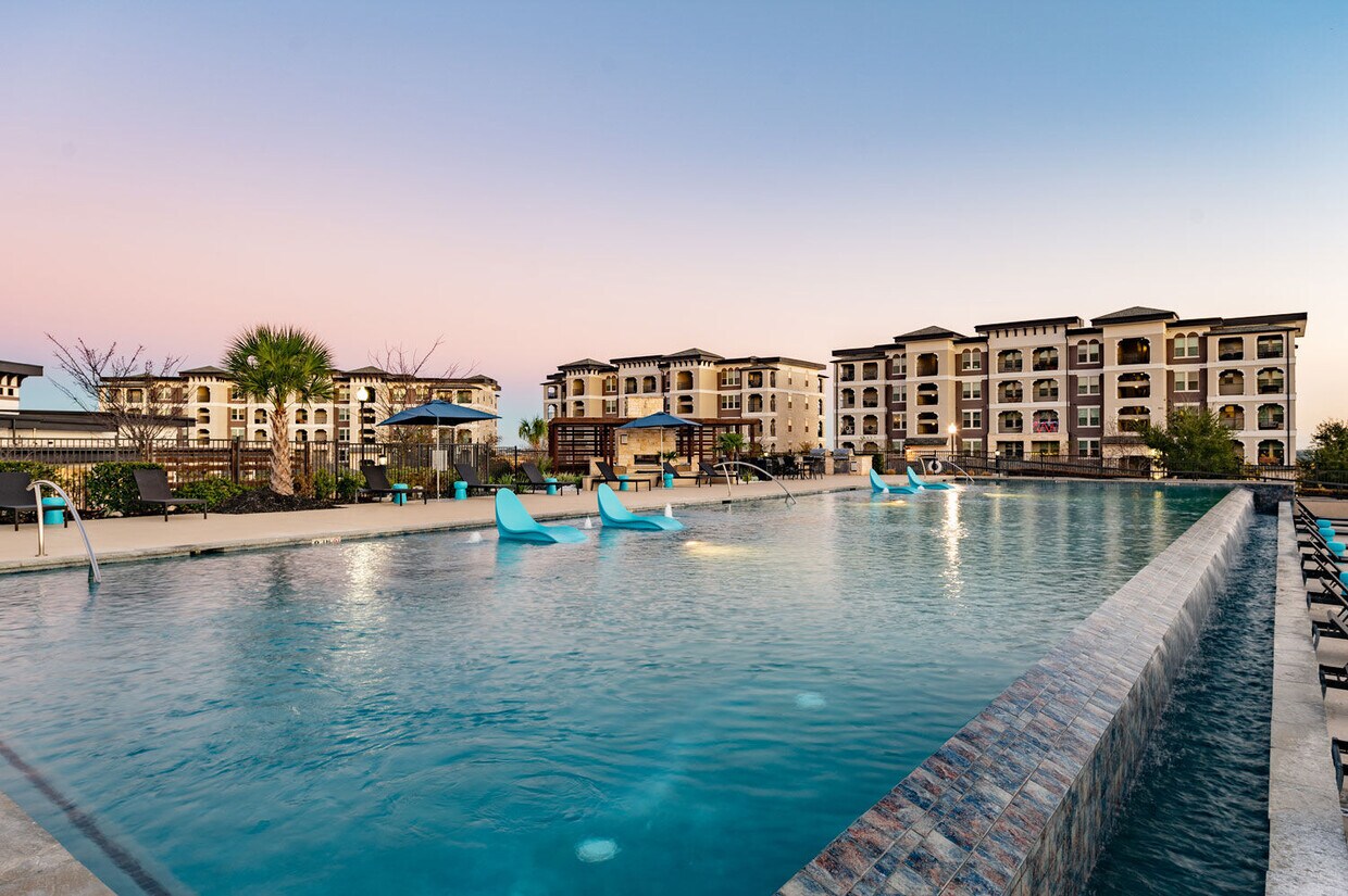 The View at TPC Apartments in San Antonio, TX