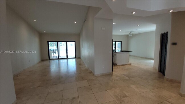 Building Photo - 21369 SW 92nd Ave