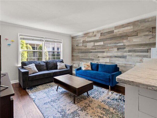Foto del edificio - 2232 Dunseath Ave NW