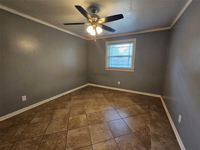 Building Photo - 11814 S Marcia Cir