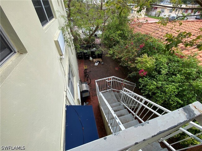 Foto del edificio - 795 84th St