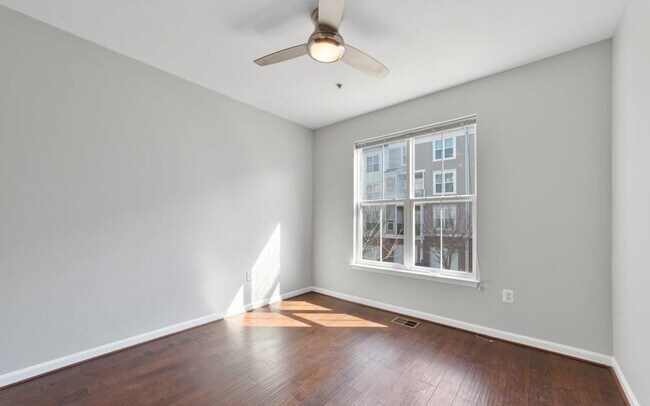 Foto del edificio - 5529 Lanier Ave