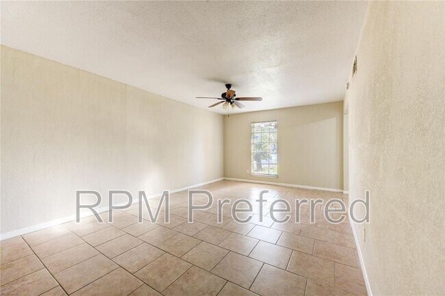 Foto del edificio - 23007 Briarcreek Blvd