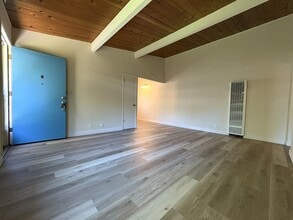 Building Photo - 3187 Loma Verde Pl