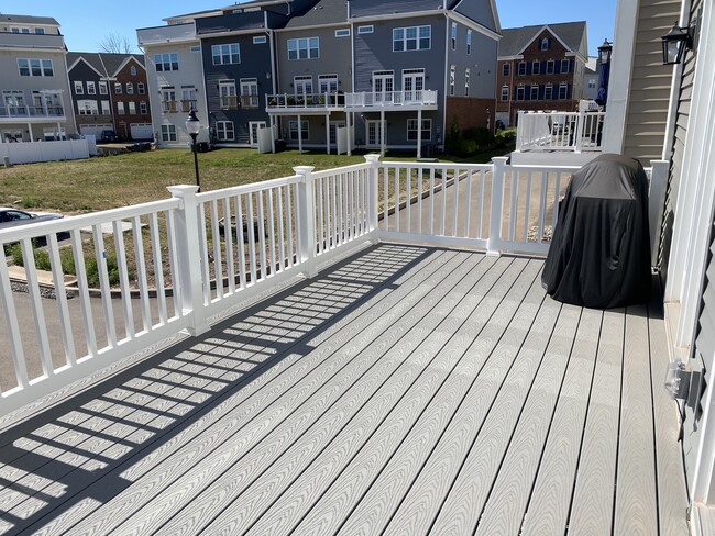 Building Photo - 24602 Durindal Terrace