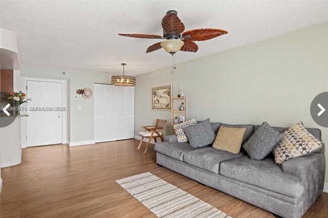 Building Photo - 770 Claughton Island Dr