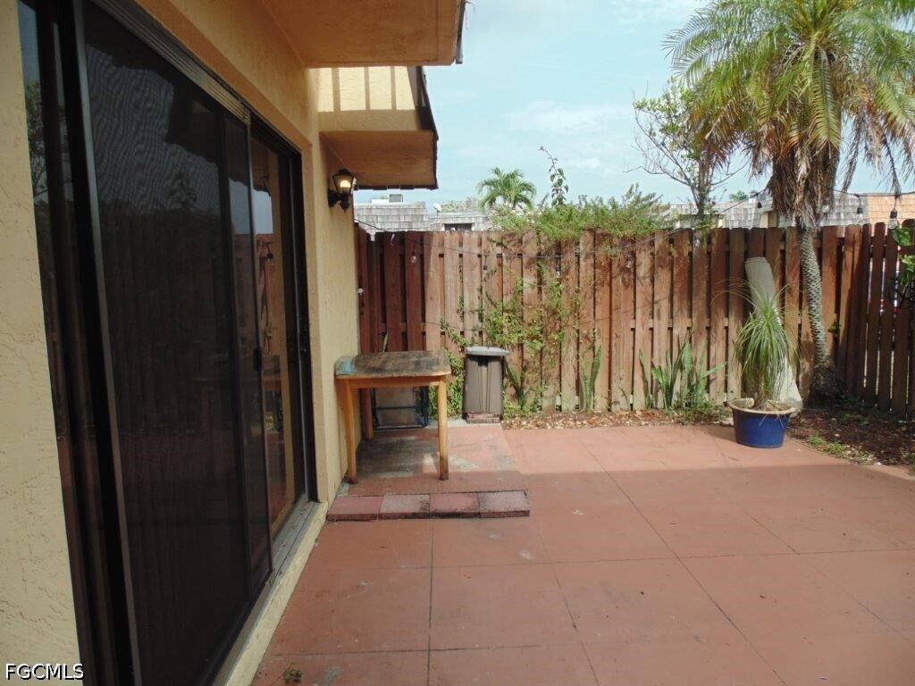 Foto del edificio - 1549 Park Meadows Dr