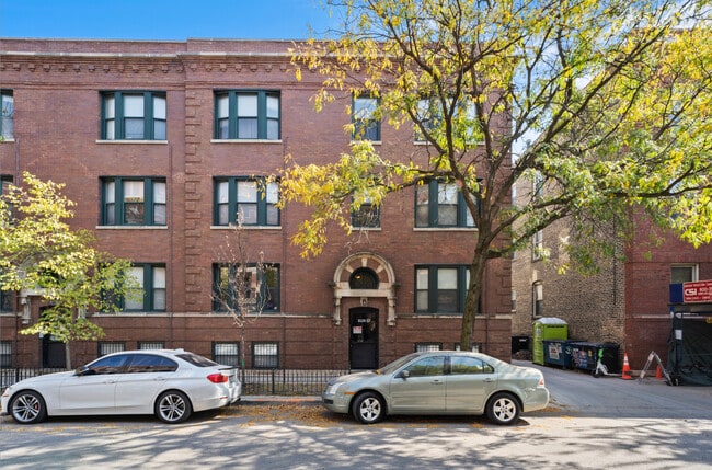 Building Photo - 961 W Fletcher St