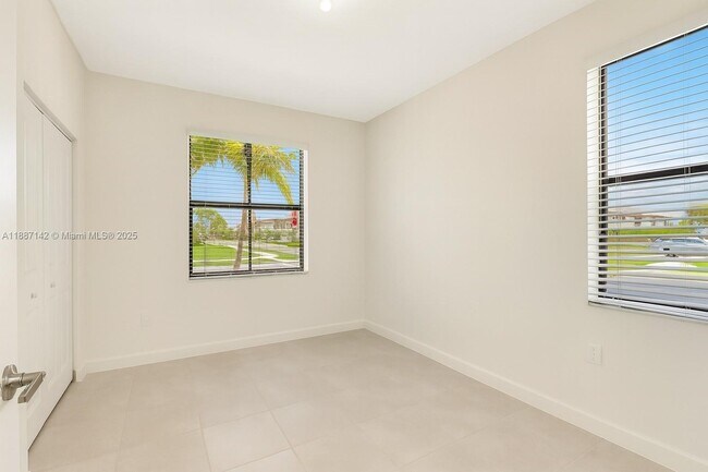 Foto del edificio - 11795 SW 246 Terrace