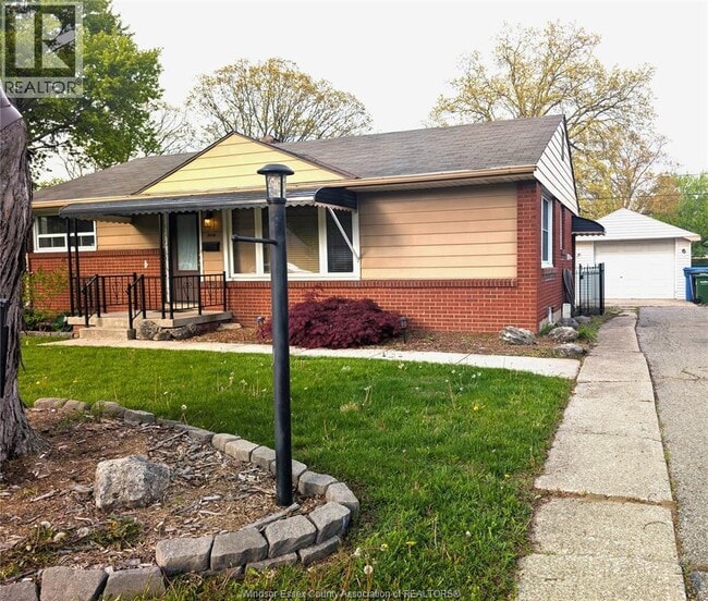 Building Photo - 3456 Everts Ave
