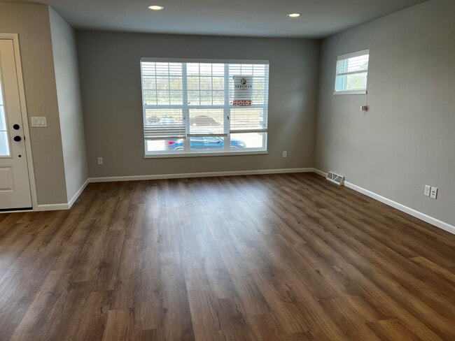 Building Photo - Reverie Rental Homes
