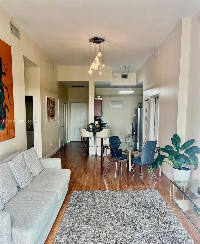 Foto del edificio - 7280 SW 90th St