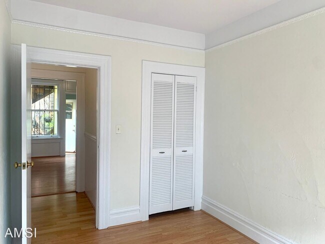 Building Photo - 1 br, 1 bath House - 48 Germania Street