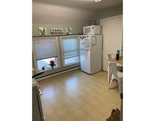 Foto principal - 727 Washington St