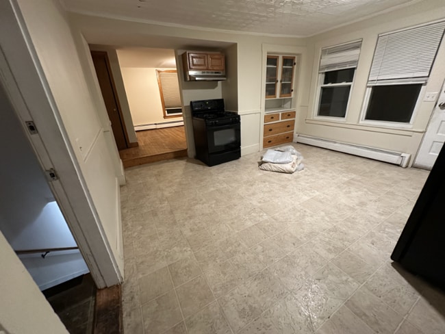 Building Photo - 36-38-38 Forest St