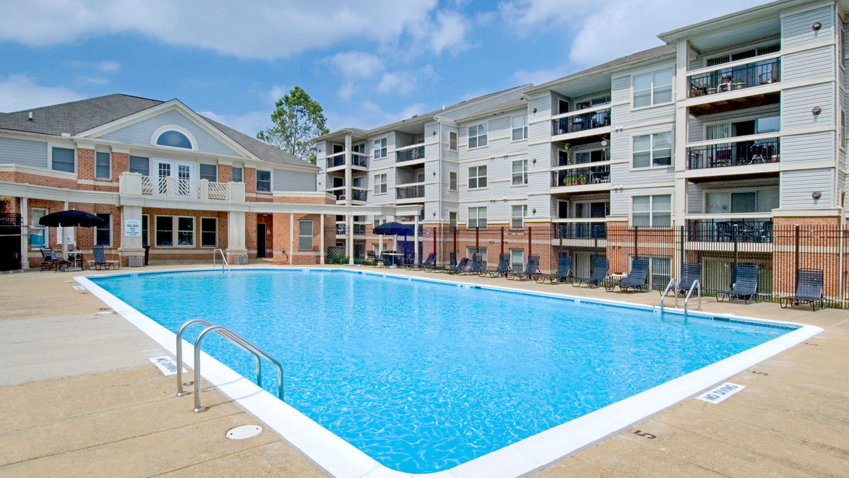 Columbia Crossing Apartments