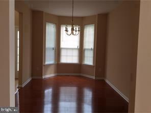 Building Photo - 25 Barclay Ct