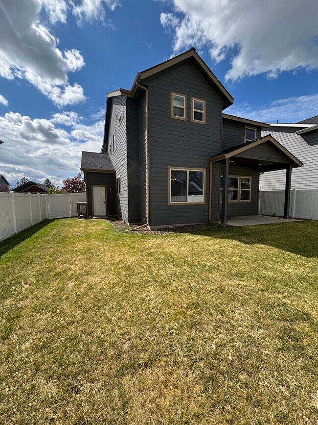 Building Photo - 6552 N Idlewood Dr