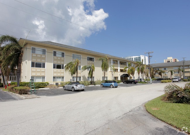 Waterside on the Intracoastal Condominium Res