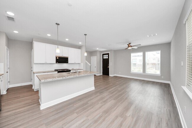 Foto del edificio - 5300 Berkeley Knl Cir