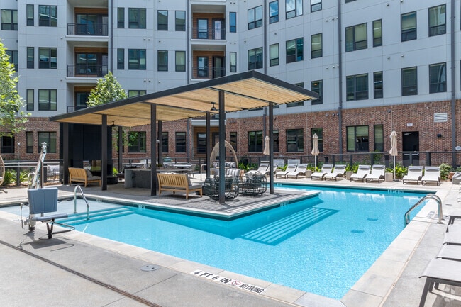 Pool - Vibe at Echo Street West