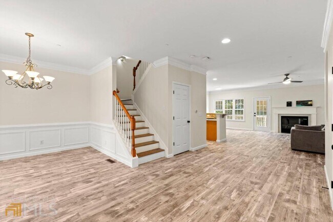 Building Photo - 119 Wetherbrooke Ln SE