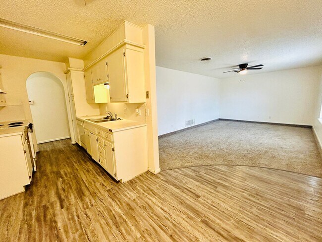 Foto del edificio - 4914 57th St