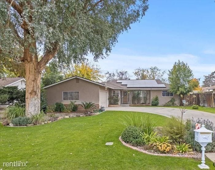 Primary Photo - 3 br, 2 bath House - 319 N Stine Rd