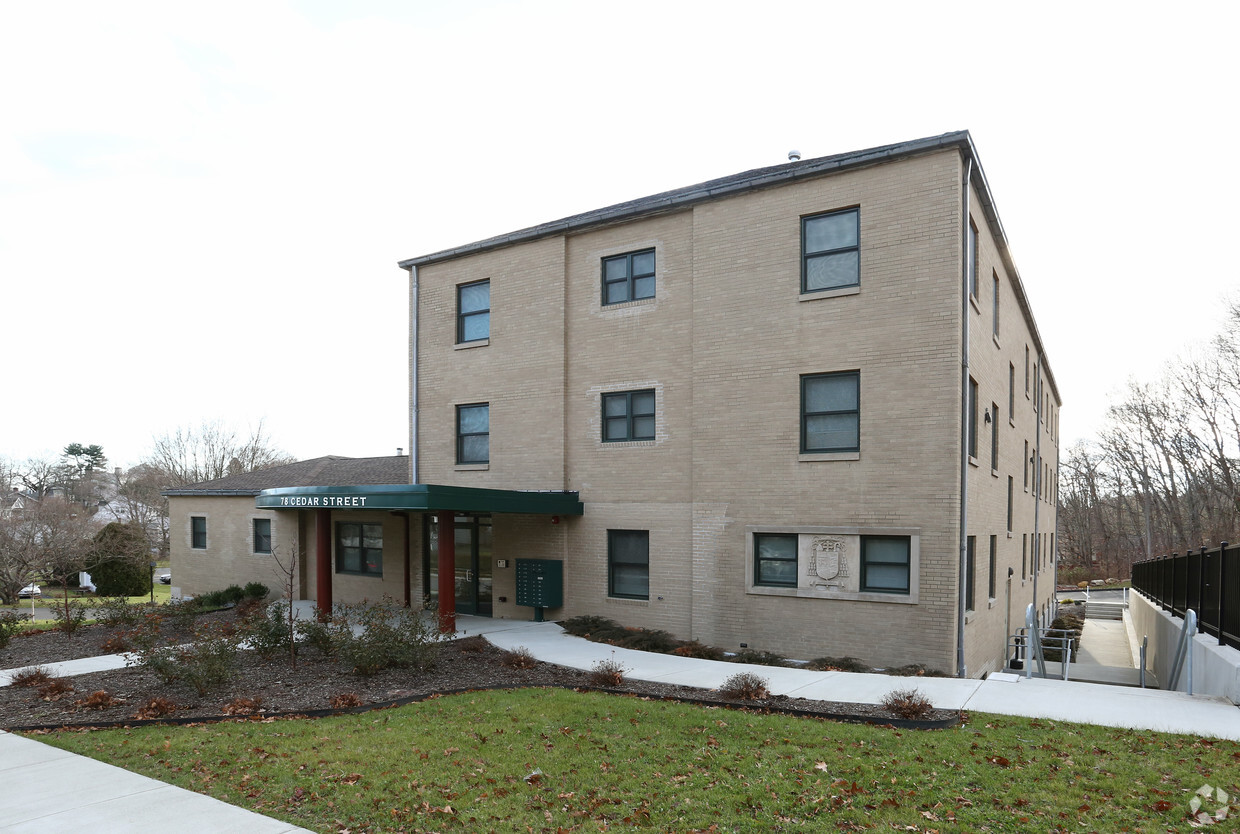 Primary Photo - Cedar Street Apartments