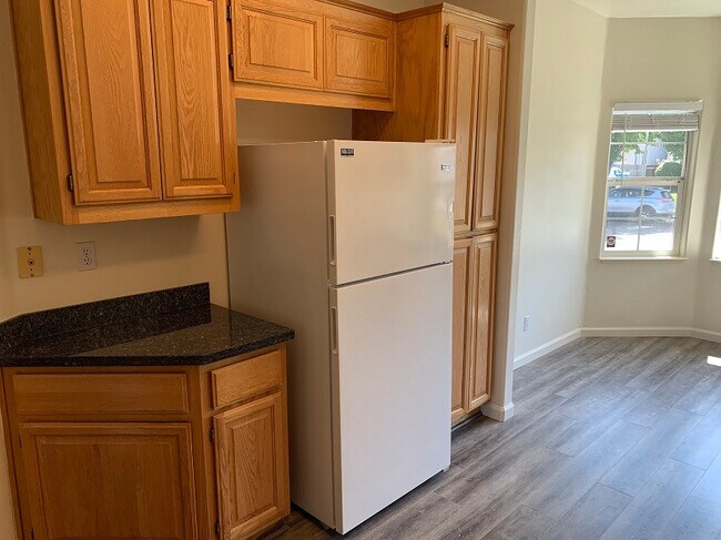 Building Photo - Renovated Single Level Three Bedroom Napa ...