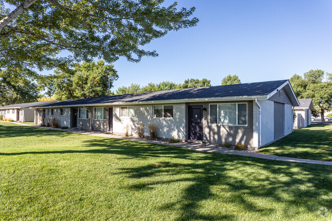 Building Photo - Cadence Apartments