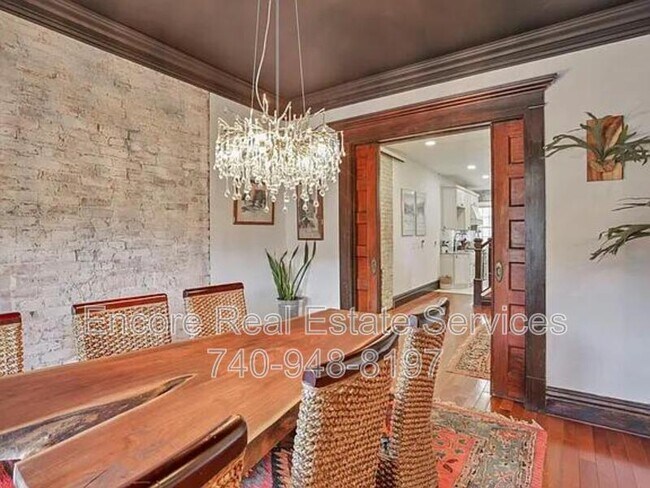 Foto del edificio - 1342 E Long St