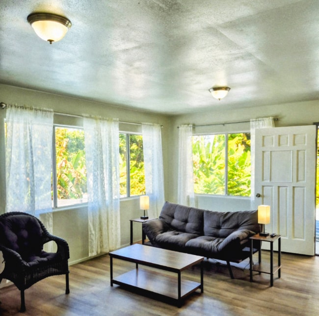 Building Photo - 84-5069-5069 Mamalahoa Hwy