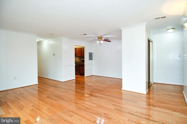 Foto del edificio - 5207 Newton St