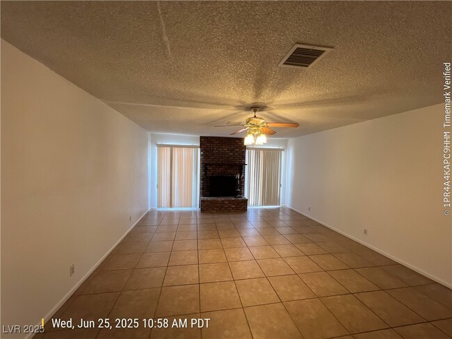 Building Photo - 5309 Longridge Ave