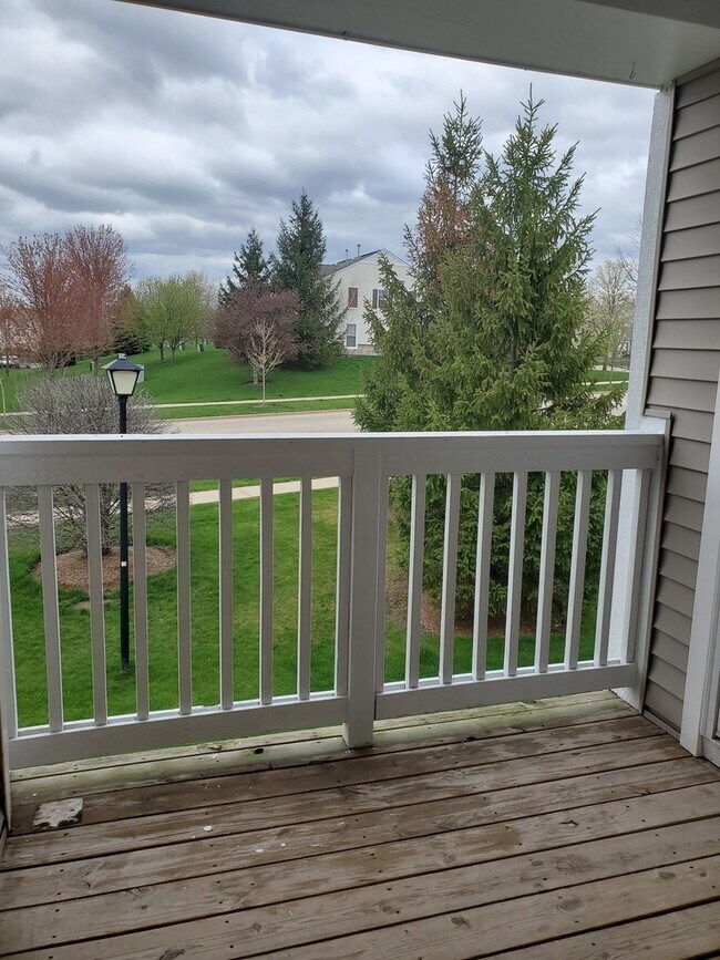 Building Photo - 131 Silverstone Dr