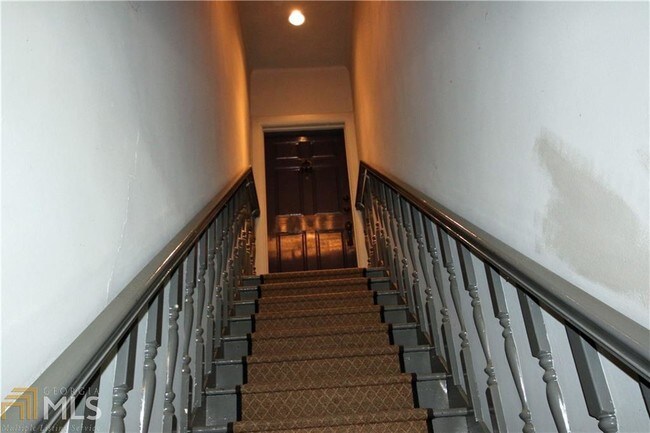 Foto del edificio - 1868 Wycliff Rd NW