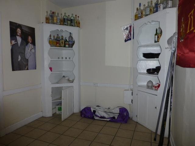 Building Photo - 322 St Paul St