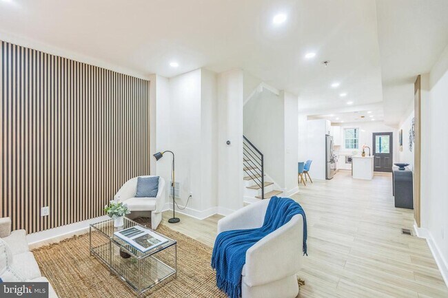 Foto del edificio - 1129 8th St NE